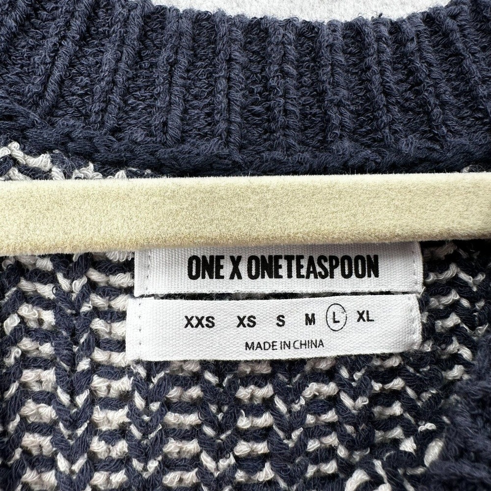 One x One Teaspoon Tunic Sweater Womens LARGE Blue Ivory Oversized‎ Striped - Picture 11 of 15